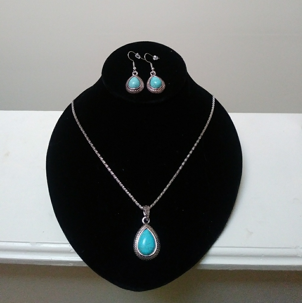 Statement Turquoise Necklace set
